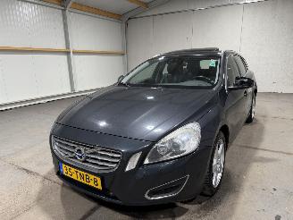 Volvo V-60 2.4D5 151kW Automaat Summum picture 10