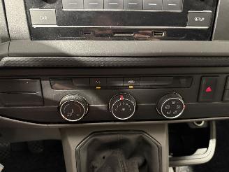 Volkswagen Transporter 2.0TDI 81kW L2H1 Koelwagen picture 16