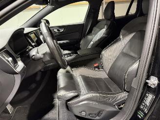 Volvo V-60 2.0T6 Recharge 186kW AWD R-Design picture 36