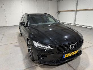 Volvo V-60 2.0T6 Recharge 186kW AWD R-Design picture 3