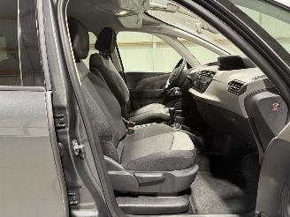 Citroën Grand C4 Picasso 1.2 PureTech 92kW Bussines 7-Pers picture 37