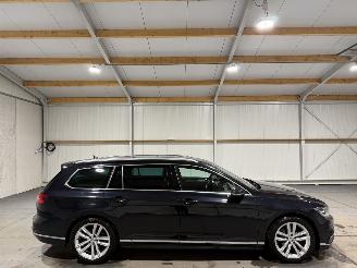 uszkodzony samochody osobowe Volkswagen Passat 1.5TSI 110kW Automaat Highline Business R Pano 2019/7
