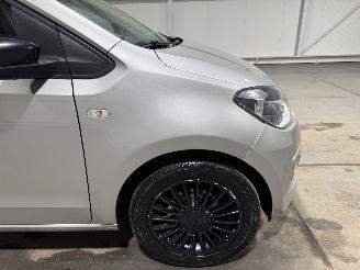 Volkswagen Up! 1.0 44kW High BlueMotion Airco picture 16
