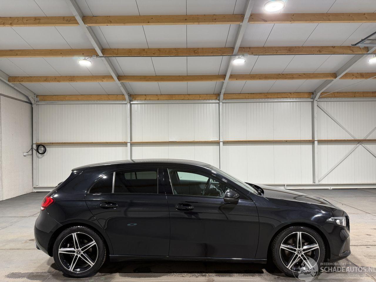 Mercedes A-klasse 200 120kW Automaat Business Solution AMG Upgrade