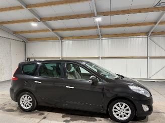 Renault Grand-scenic 1.9dCi 96kW Privilege picture 2