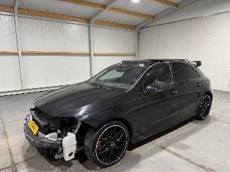 Mercedes A-klasse 220 140kW Automaat Pano Premium Plus picture 9