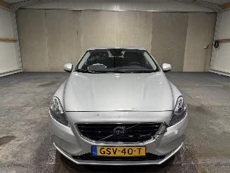 Volvo V-40 1.6T2 88kW Clima Summum picture 4