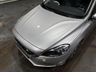 Volvo V-40 1.6T2 88kW Clima Summum picture 21