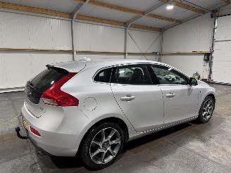 Volvo V-40 1.6T2 88kW Clima Summum picture 5