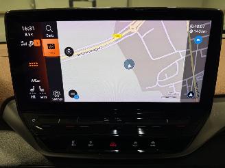 Volkswagen ID.4 77kWh 150kW First MAX picture 34