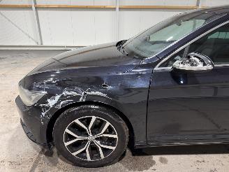 Volkswagen Passat 1.6TDI 88kW Automaat Pano Business Edition picture 15