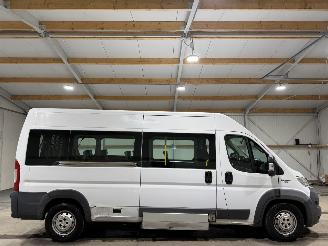 krockskadad bil auto Fiat Ducato 2.3MJ 109kW L3H2 Modular 9-Persoons Rolstoellift 2018/9