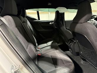 Volvo XC40 69kWh 175kW Single Motor Essential picture 36