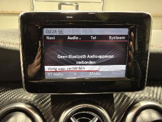 Mercedes A-klasse 180 90kW Automaat Pano Prestige picture 38