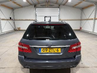 Mercedes E-klasse 220CDI 125kW Automaat Business Class Avantgarde Luchtvering picture 7