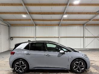 krockskadad bil auto Volkswagen ID.3 58kWh 150kW First Plus IQlight 2020/10