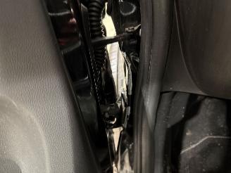 Dacia Spring 27kWh 33kW Automaat Essential picture 32