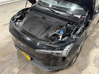 Volvo EX30 69kWh Extended Range Core 200kW Single Motor picture 26