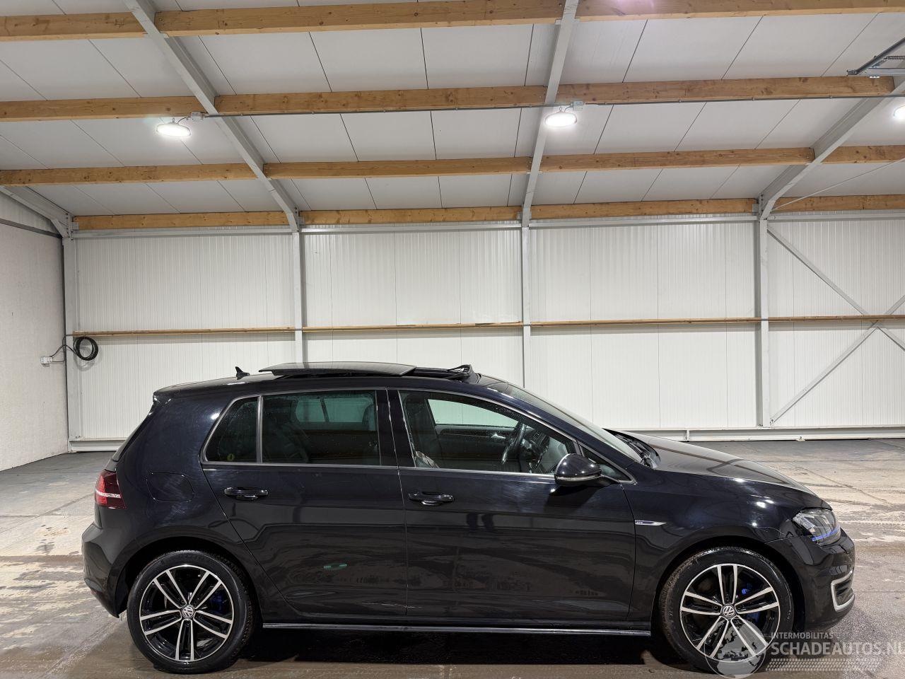 Volkswagen Golf 1.4TSI 110kW Automaat Pano GTE