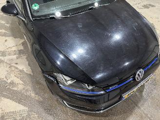 Volkswagen Golf 1.4TSI 110kW Automaat Pano GTE picture 24