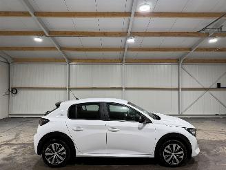 Schadeauto Peugeot e-208 50kWh 100kW Active Pack 2023/8