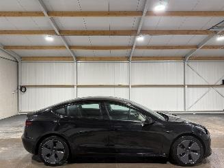 krockskadad bil auto Tesla Model 3 60kWh Standard 175kW RWD Plus 2022/12