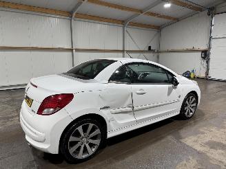 Peugeot 207 1.6THP 115kW Cabrio Roland Garros picture 13