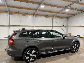 Volvo V-60 Cross Country 2.0B5 184kW Automaat AWD Pro picture 5