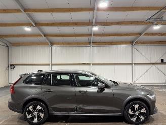 skadebil auto Volvo V-60 Cross Country 2.0B5 184kW Automaat AWD Pro 2021/2