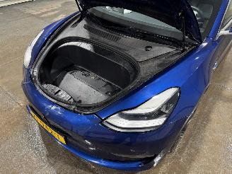 Tesla Model 3 60kWh Standard 175kW RWD Plus picture 27