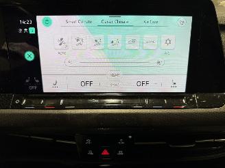 Volkswagen Golf GTE 1.4Ehybrid 110kW Automaat picture 35