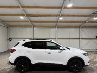 skadebil auto MG EHS 1.5TGDI 119kW Hybrid Luxury FWD Pano Leder 2022/2