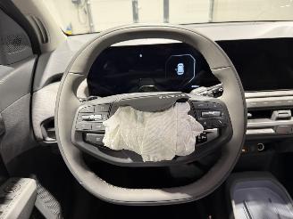 Kia EV3 58.3 kWh  150kW Plus picture 42