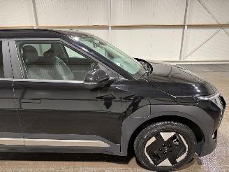 Kia EV3 58.3 kWh  150kW Plus picture 20