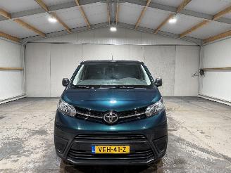 Toyota Proace 2.0D-4D 90kW Cool Comfort picture 4