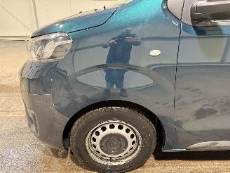 Toyota Proace 2.0D-4D 90kW Cool Comfort picture 15