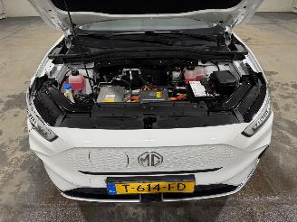 MG ZS 50kWh 130kW EV Standard Range Comfort picture 26