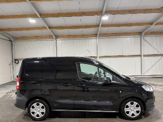 dañado vehículos comerciales Ford Transit Courier Van 1.5TDCI 55kW Camera 2017/10