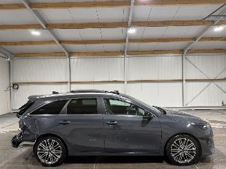 krockskadad bil auto Kia Ceed 1.5T-GDi 103kW Automaat Pano GT-PlusLine 2025/6