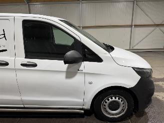 Mercedes Vito 110CDI 75kW  Koelwagen  Extra Lang picture 14