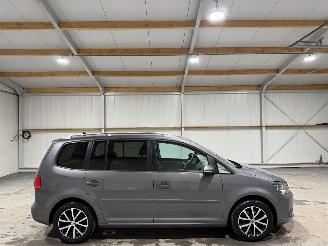 Unfallwagen Volkswagen Touran 1.2TSI 77kW Navi Comfortline Bluemotion 2012/6