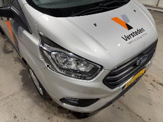 Ford Transit Custom D.C. 320 2.0TDCI 96kW L2H1 Trend DC picture 15