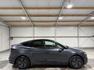 Unfallwagen Tesla Model Y 58kWh 188kW RWD 2025/6