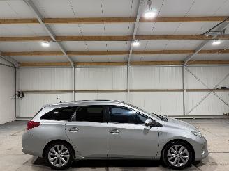 Unfallwagen Toyota Auris Touring Sports 1.8Hybrid 73kW Automaat Lease Pro 2013/8