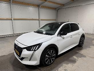 Peugeot 208 GT LINE 1.2PT 74kW Automaat Camera GT picture 9