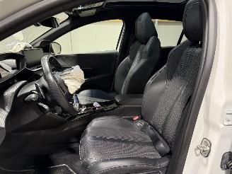 Peugeot 208 GT LINE 1.2PT 74kW Automaat Camera GT picture 28