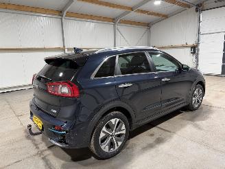 Kia e-Niro 64kWh 150kW Executiveline picture 5