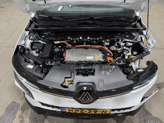 Renault Mégane E-Tech 60kWh 160kW Comfort Range Techno picture 32