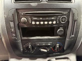 Peugeot Expert 1.6HDI 66kW Airco L1H1 Pro picture 16