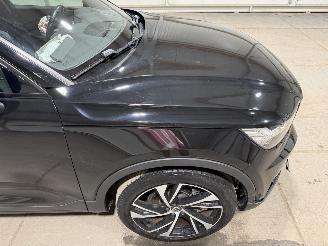 Volvo XC40 1.5T5 Hybrid 132kW Recharge R-Design picture 18